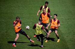 开云体育中国-斯洛伐克逆转芬兰，欧预赛小组争霸愈加激烈的简单介绍