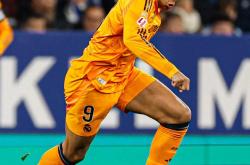 开云官网-西班牙人主场不敌对手，遭遇失利