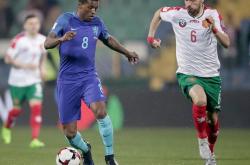 开云体育直播-保加利亚逆袭希腊，瑞典险胜法国晋级决赛