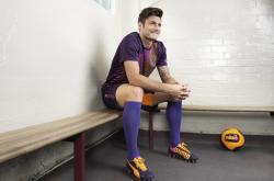 开云体育平台APP-极速与坚韧，从F1新赛季揭幕战到尼克斯加时鏖战，体育精神的跨界共鸣