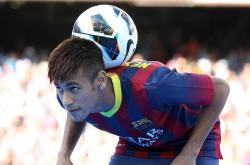 开云体育平台APP-劳塔罗关键进球定乾坤，NBA季后赛之夜的跨界启示