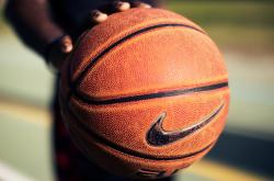 开云体育入口-南美狂澜撕裂非洲铁壁，哥伦比亚如何打穿加纳，成就年度焦点之战