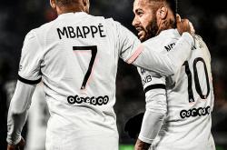 开云体育官方网站-关于AC米兰爆冷乌拉圭，内马尔三分雨点燃全场的信息