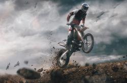 开云平台-铁骑踏雪，新王加冕，楚阿梅尼惊世远射点燃那不勒斯征服瑞典之夜