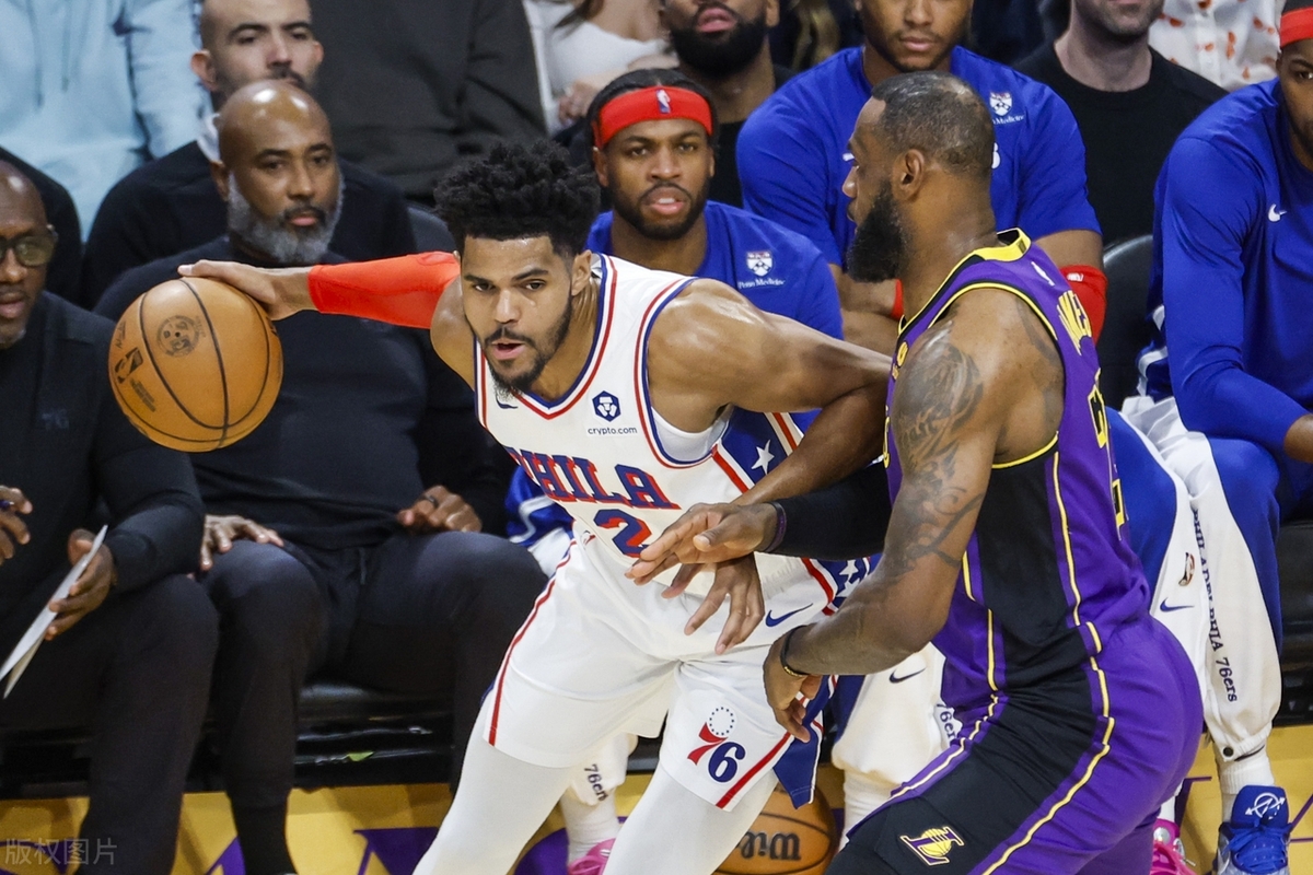 中国男篮翻盘波兰男篮,哈里斯打破历史纪录 中国男篮翻盘波兰男篮,哈里斯打破历史纪录