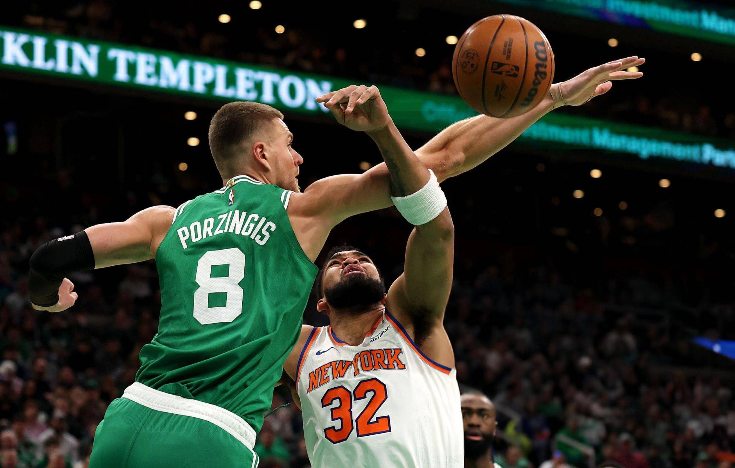 马刺轻取尼克斯，锡安打破历史纪录