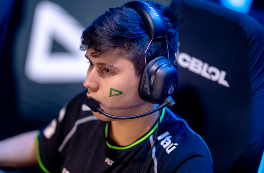 火爆对决！决赛冲刺激烈，晋级之路