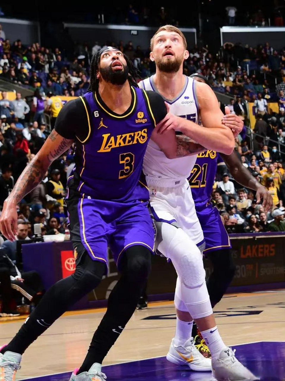 包含公牛绝地反击湖人B队,萨博尼斯惊艳世界的词条 包含公牛绝地反击湖人B队,萨博尼斯惊艳世界的词条