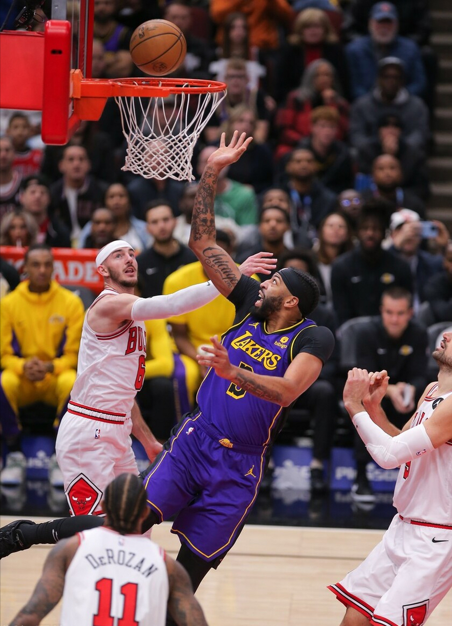 包含公牛绝地反击湖人B队,萨博尼斯惊艳世界的词条 包含公牛绝地反击湖人B队,萨博尼斯惊艳世界的词条