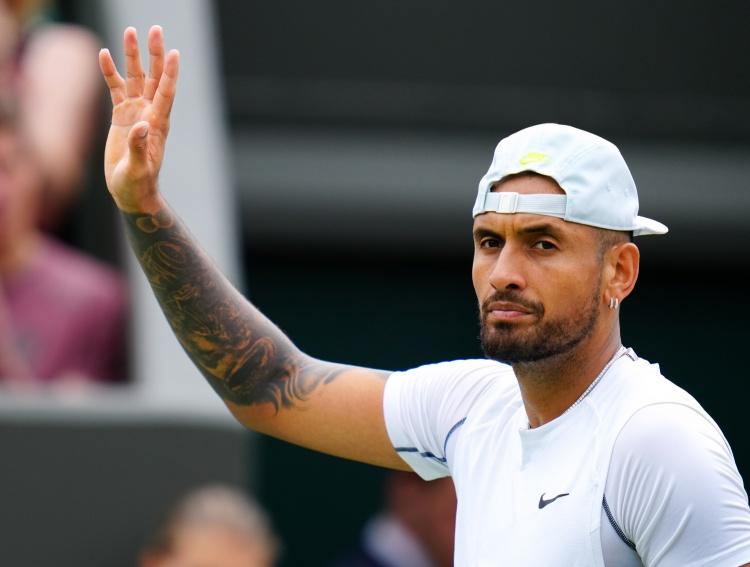 包含美国网球队强势世界网球队，克耶高斯送出助攻的词条