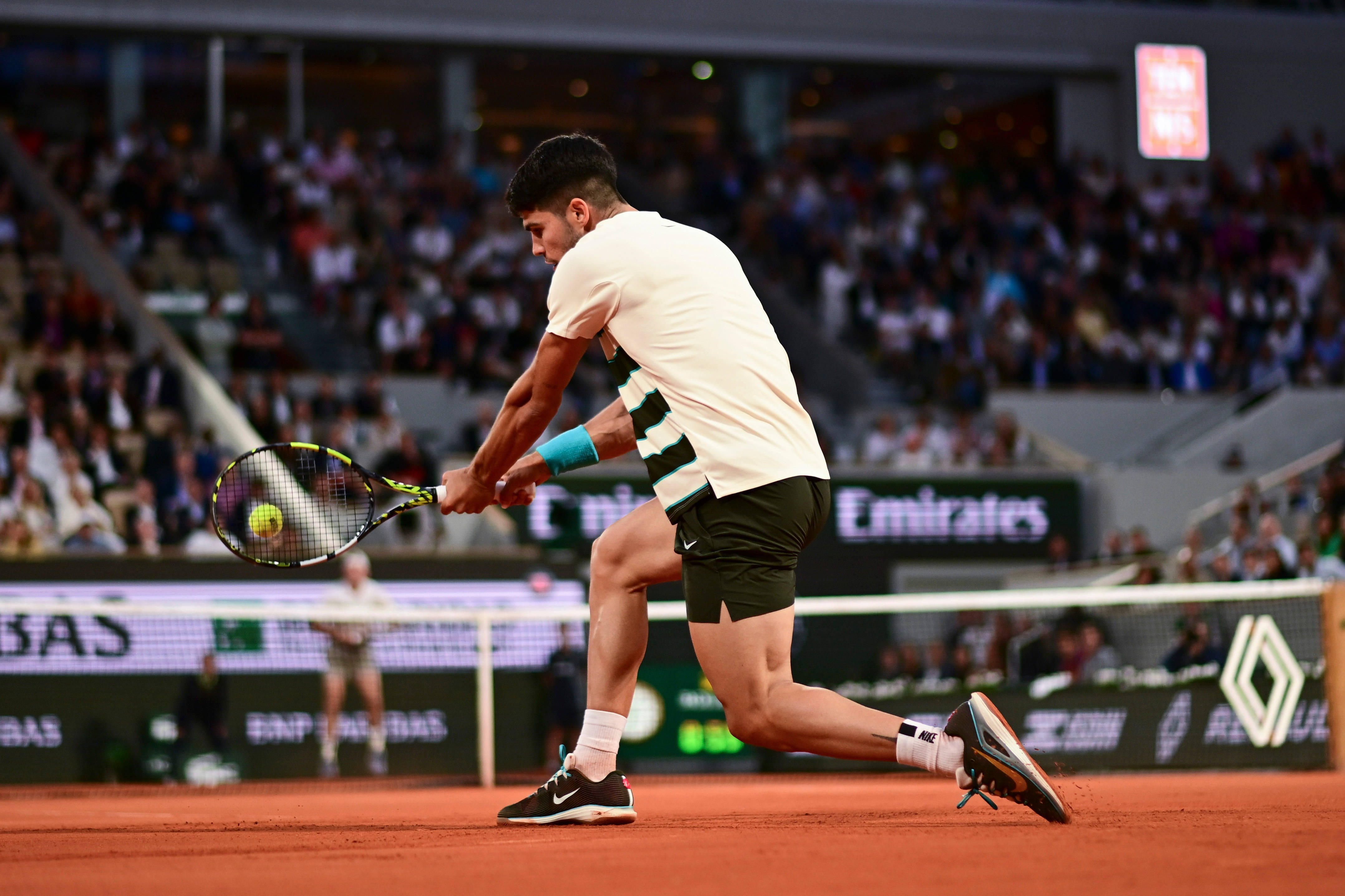 德国网球队险胜欧洲网球队，阿尔卡拉斯绝境逆转的简单介绍