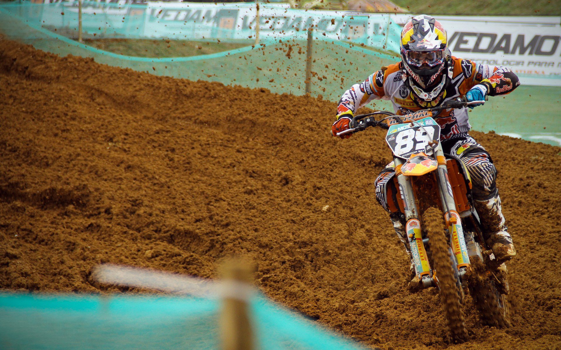 莫德里奇爆发破局，比利亚雷亚尔式节奏掌控如何瑞士军刀般精准切割